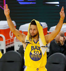 Born march 14, 1988) is an american professional basketball player for the golden state warriors of the national basketball association (nba). Nba Central On Twitter Stephen Curry Tonight 62 Points 5 Rebounds 4 Assists 18 31 Fg 8 16 3pt 18 19 Ft The Rumors Of His Demise Are Greatly Exaggerated Https T Co Pmhfzkynzb