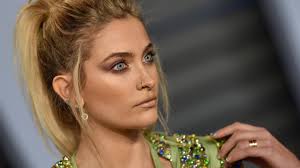 Paris jackson, 23, is the only daughter of late pop legend michael jackson, and has two siblings, michael joseph prince jackson jr., 24, and prince michael blanket jackson ii, 19. Paris Jackson S Makeup Artist Swears By Glossier Boy Brow Allure