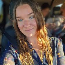 how to tone lower stomach and sides without calorie deficit?