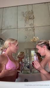 Emilybrookeuk & missbonniebeauu Lesbian Double sided