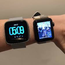 Fitbit Versa Vs Apple Watch Which One Is Worth Your Money With Images Apple Watch Vs Fitbit Apple Watch Fitness Fitbit