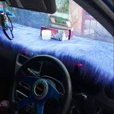 Karpet dashboard berupa bulu bulu halus diletakkan di atas dashboard mobil berfungsi sebagai pelindung dashboard dari terik mâtahari dan keindahan. Ready Stock Cover Dashboard Bulu Alas Dashboard Bulu Aksesori Kereta Shopee Malaysia