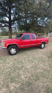 My '96 it has the vortec engine with a 5 speed manual transmission.