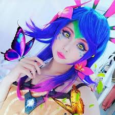 S Post Good Afternoon Guys Uwu Finally I Post Some Neeko Cosplay And This One Is Really Cool I S Post Good Afternoon Guy Cosplay Anime Cosplay Best Cosplay
