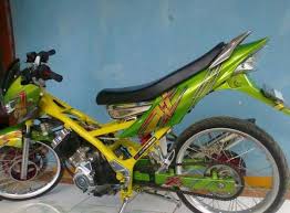 Konsep modifikasi seperti ini bisa dibilang masuk kedalam kategori modifikasi simple tapi bisa membuat tampilan pada motor terlihat lebih keren. Modifikasi Satria Fu Air Brush A Photo On Flickriver