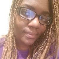 Ellen Feik's Instagram, Twitter & Facebook