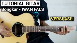 Lirik dan chord kumenanti seorang kekasih dari iwan fals. Tutorial Gitar Bongkar Iwan Fals Versi Asli Youtube