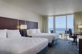 Get more as an orbitz rewards member. Accommodations Oceanfront Rooms Suites At Holiday Inn Resort Oceanfront Daytona Beach Holiday Inn Resort Daytona Beach Oceanfront