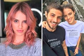 She is mainly known for her role in the film adrift , which competed in the 2009 cannes film festival. Apos Fim De Noivado Com Chay Suede Laura Neiva Posta Clique Ousado Veja Sao Paulo