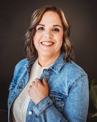 Cherie Morrison's Instagram, Twitter & Facebook