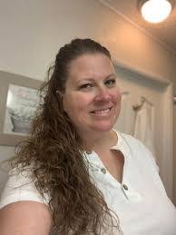 Lisa Wickline's Instagram, Twitter & Facebook