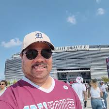 Ron Spears (@ronspearspoetry) • Instagram photos and videos