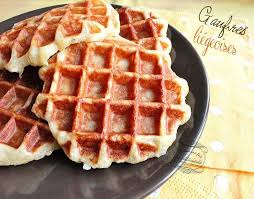 Gaufres De Liege Fondantes Et Croustillantes Recette De Gauffre Gaufres Liegeoises Recette