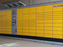 The packstation lets you buy postage and send your shipment at any time, regardless of opening hours. Nrw Kind In Dhl Packstation Eingesperrt Drei Falle Binnen Funf Wochen