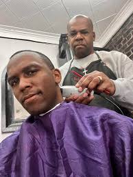 THAT'S MY DAD! 💪🏾 Made a quick trip to my hometown of Fuquay Varina to  get a line up 💇🏾‍♂️by the best at his shop 'Barber Guruz Inc.' 💈This man  is the