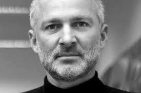 Theo Williams ― DesignBuy.cz