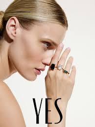 Olga Lane by @julia.huszcza 🖤 @caroniemiec @szewczakvictoria #motheragency  #testshoot #modelagency