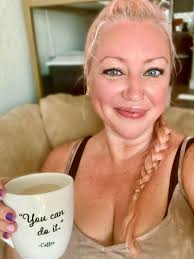 Wishing friends a chill Sunday morning