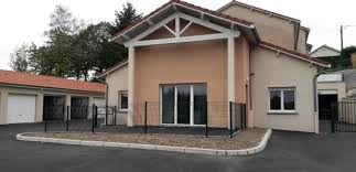 Logements Appartements Pavillon Ou Maison A La Location