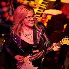 Meg Williams: Travis Bowlin's Cigar Box Guitar Festival