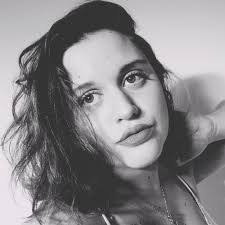 ANNA APOLINÁRIO: POESÍA ACTUAL BRASILEÑA