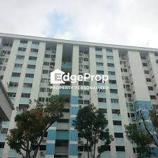 Фото из проекта hdb hougang, 446 hougang avenue 8. Blk 648 Hougang Avenue 8 Edgeprop Sg