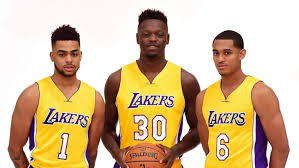 Randle's mother carolyn played collegiate in technically his fourth nba season, randle blossomed into arguably the lakers' top offensive weapon. D Angelo Russell Julius Randle Joining Knicks Makes Sense Says Writer Heavy Com