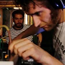 Stream Howlin' Ric music