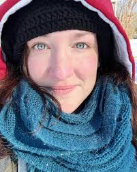 Can someone make my lips less chapped and wrinkly? It was cold and dry! 😌