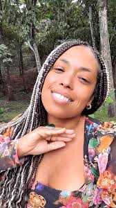 “Cuatro Vidas” with Mireya Ramos out now! #latinmusic #boleros #newmusic