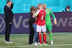 Hier das ganze drama im protokoll. Euro 2021 Christian Eriksen His Girlfriend Sabrina Kvist Jensen In Tears On The Pitch Selected From Denmark Explica Co