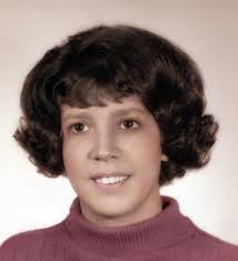 Wanda Rowan's Instagram, Twitter & Facebook