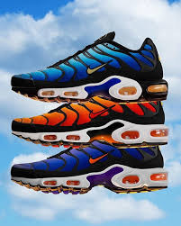 Nike Is Primed And Ready To Bring Back A Trio Of Air Max Plus Og Colourways The Hyper Blue Sunset And Purple Air Ma Nike Tn Sneakers Fashion Nike Air Max