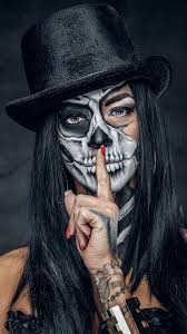 Pin By Annika About On Fantsias Face Painting Halloween Halloween Makeup Halloween Make