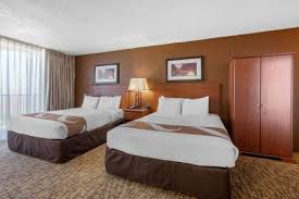 Glen canyon dam is two miles away. Quality Inn At Lake Powell In Page Az 800 Reviews Price From 40 Planet Of Hotels