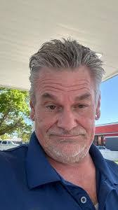 Shawn Bemis's Instagram, Twitter & Facebook