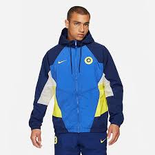 Watch the product video here. Windbreakers Nike De