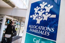 Cette allocation sert à affronter les nombreuses dépenses nécessaires à la vie scolaire d'un enfant : Allocation De Rentree Scolaire 2021 Quand Cette Aide Sera T Elle Versee
