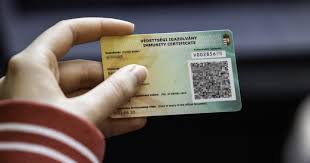 Védettségi igazolvány mint az már ismert, védettségi igazolványhoz azok juthatnak, akik megkapták a védőoltást a védettségi igazolvány applikációja is elkészült, ami hamarosan letölthető lesz az. Index Belfold Elhunyt Szemelyek Is Vedettsegi Igazolvanyt Kaptak