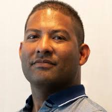 Na 7,5 jaar zit mijn tijd bij NS erop! Begonnen met werken op de trein als  teammanager conducteurs in Zwolle, met een fantastische groep conducteurs  die mij wegwijs heeft gemaakt in het