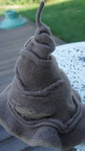 Harry potter knitting patterns for each hogwarts house. Brit Knits Hogwarts Sorting Hat Knitting Pattern By Diane Scott