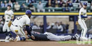 Photo: Arizona Diamondbacks at Milwaukee Brewers in Milwaukee - MIL2026042982613