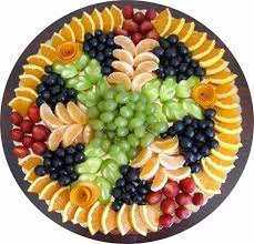 Mentootlet Kreacio Ujrahasznositas Unnepi Gyumolcstalak Ideen Furs Essen Obstplatten Essen Dekorationen