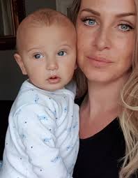 Josie gibson aims to slim down to keep up with toddler son. Big Brother S Josie Gibson Flaunts Two Stone Weight Loss In Plunging Swimsuit Incredible Carmon Report