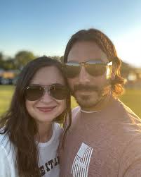 Happy Anniversary to this hot mama! Best mom in the Universe. Best partner  in crime I could ever ask for. Here's to 11 years and a million more! 🥂💫  Love ya babe!