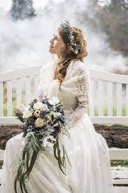 Hochwertige hochzeitskleider in großer auswahl an brautkleider brautjungfernkleider,blumenmädchenkleider und mehr modische hochzeitsmode. Ideen Fur Eure Winterhochzeit Mit Freebie Fur Geschenkanhanger Weihnachten Hochzeitsblog The Little Wedding Corner Winterhochzeit Hochzeit Blumenmadchen Kleid