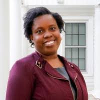 Ashley Privett's Instagram, Twitter & Facebook