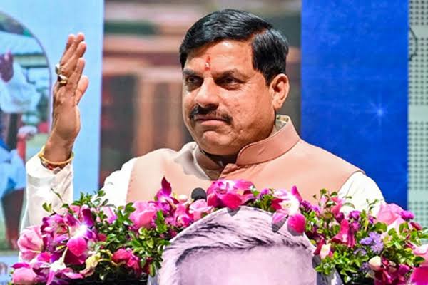 MP: CM Mohan Yadav says Sonia and Rahul disrespected 'Vande Mataram'—they must apologize | MP: CM मोहन यादव बोले- सोनिया और राहुल ने किया 'वंदे मातरम' का अपमान.... देश से मांगें माफी