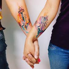 Tatouage homme bras entier tête de mort. Tatouage Couple 70 Idees Pour Trouver Le Tatouage En Commun Ideal