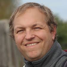 406: Interview With Armin Briegel Author of "macOS Terminal and Shell" —  Command-Control-Power